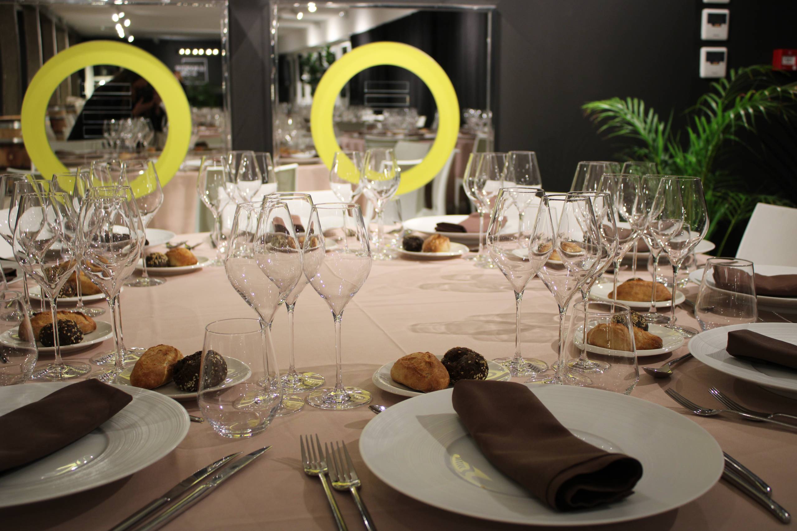 Rooftop de Lily à Nancy décoré pour un mariage intimiste et romantique