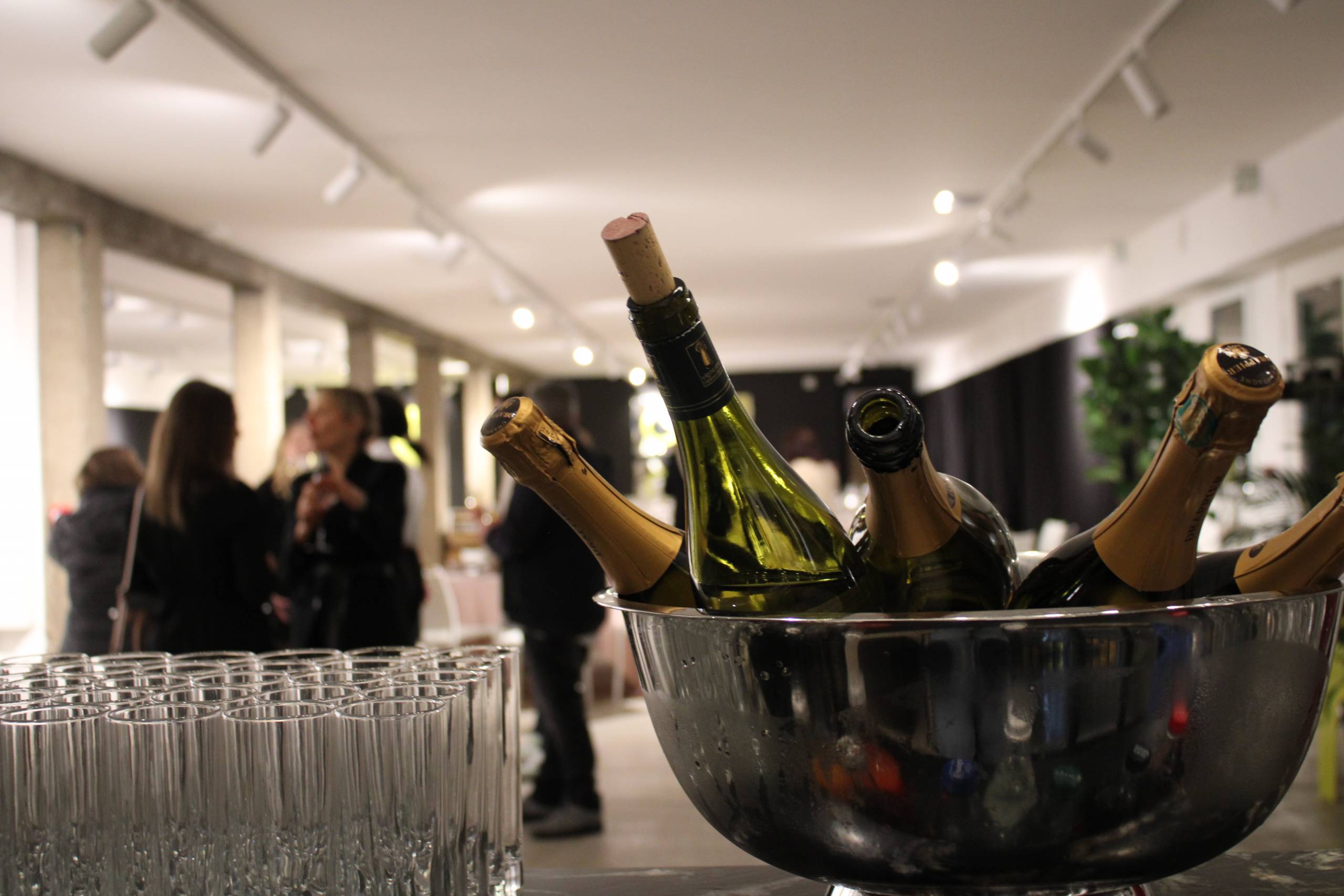 Rooftop de Lily à Nancy – coupe de champagne et ambiance événementielle